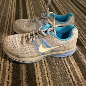 Nike Shoes Size 6